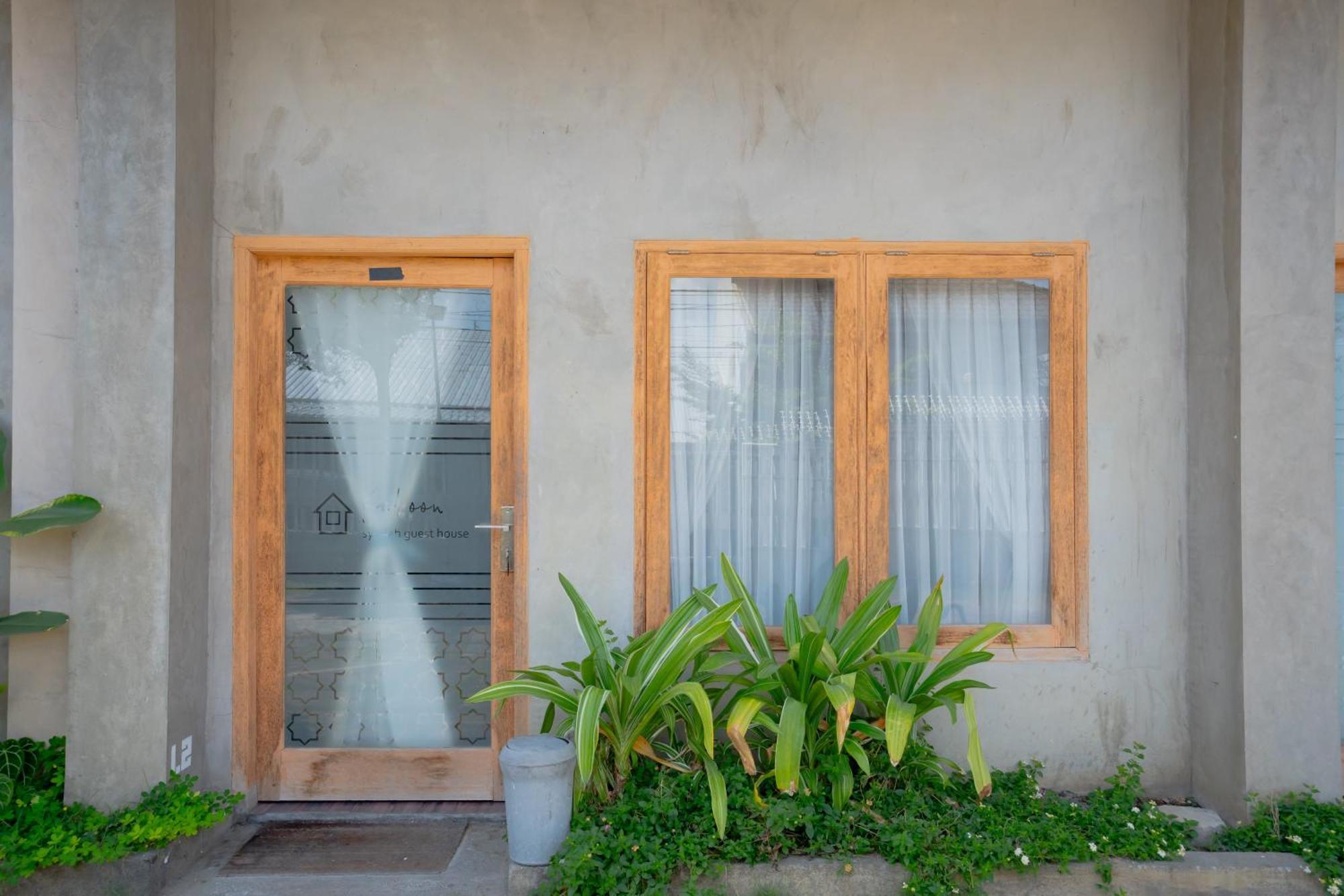 Reddoorz Syariah Near Lombok Epicentrum Mall マタラム エクステリア 写真