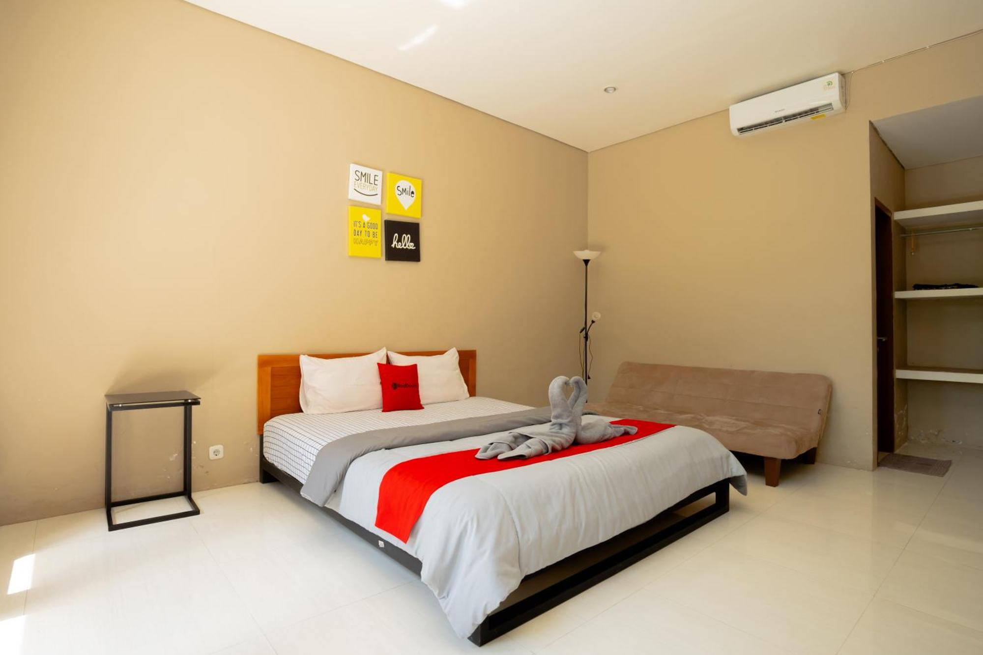 Reddoorz Syariah Near Lombok Epicentrum Mall マタラム エクステリア 写真